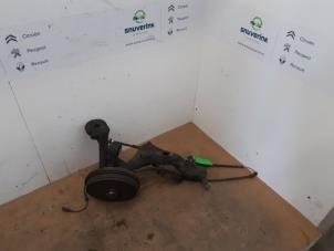 Gebruikte Draagarm links-achter Opel Combo 1.6 CDTI 16V ecoFlex Dualogic Prijs € 48,40 Inclusief btw aangeboden door Snuverink Autodemontage