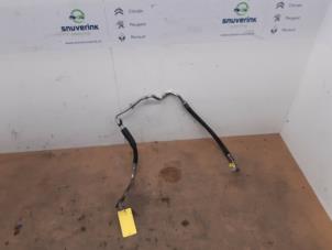 Gebruikte Airco Leiding Renault Scénic I (JA) 2.0 16V IDE Prijs € 10,33 Margeregeling aangeboden door Snuverink Autodemontage