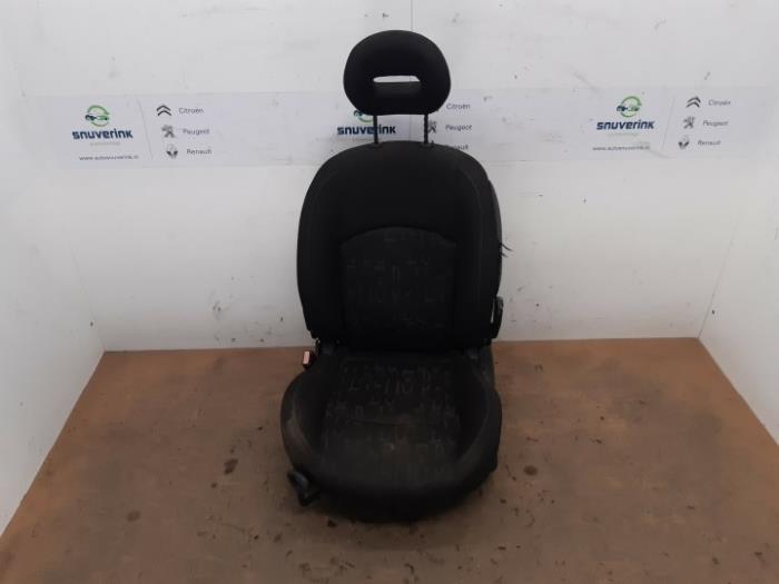 Peugeot 206 Stoelen links voorraad | Onderdelenlijn.nl