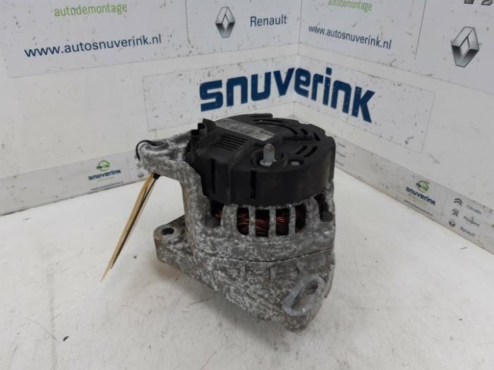 Gebruikte Dynamo Renault Twingo (C06) 1.2 Prijs € 34,98 Margeregeling aangeboden door Snuverink Autodemontage