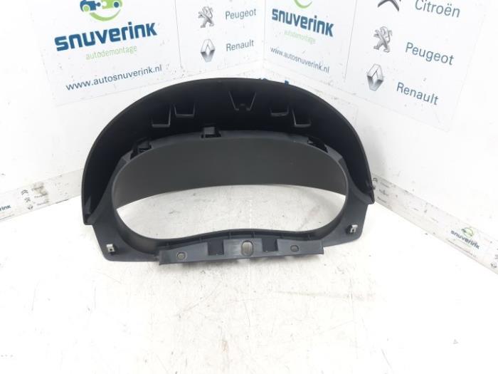 Gebruikte Dashboard deel Dacia Logan (LS) 1.4 Prijs € 24,99 Margeregeling aangeboden door Snuverink Autodemontage