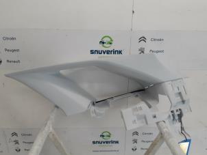 Gebruikte Bekleding bagageruimte Peugeot 3008 II (M4/MC/MJ/MR) 1.2 12V e-THP PureTech 130 Prijs € 30,25 Inclusief btw aangeboden door Snuverink Autodemontage