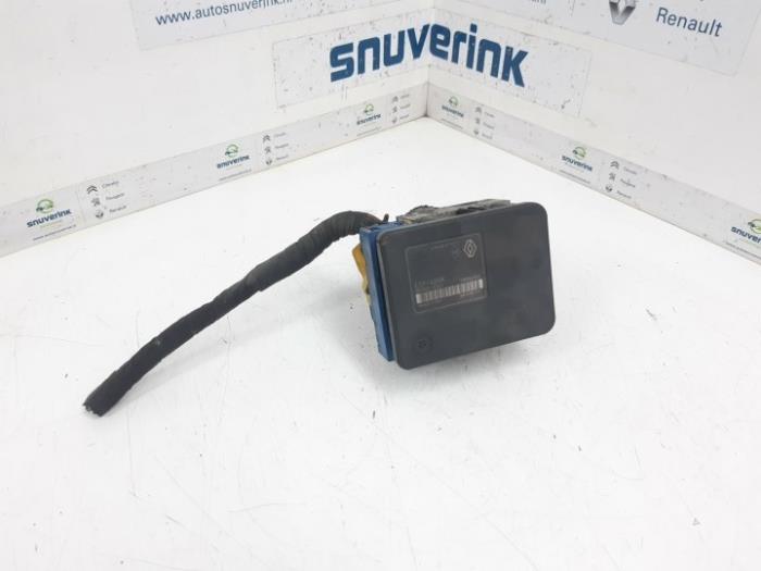Gebruikte ABS Pomp Renault Vel Satis (BJ) 3.5 V6 24V Autom. Prijs € 67,49 Margeregeling aangeboden door Snuverink Autodemontage