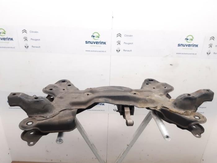 Gebruikte Subframe Peugeot 208 I (CA/CC/CK/CL) 1.2 Vti 12V PureTech 82 Prijs € 75,00 Margeregeling aangeboden door Snuverink Autodemontage