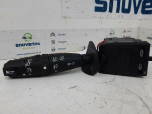 Gebruikte Licht Schakelaar Microcar Dué 0.5 D Prijs € 30,24 Inclusief btw aangeboden door Snuverink Autodemontage