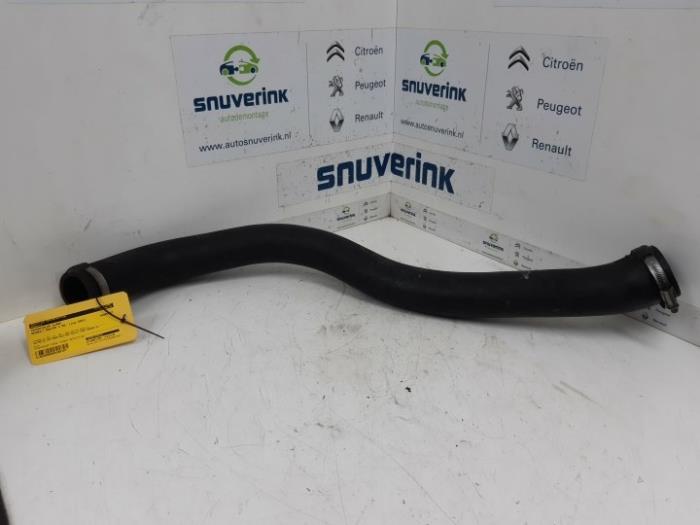 Gebruikte Intercooler Slang Renault Master II (FD/HD) 2.5 dCi 16V Prijs € 12,50 Inclusief btw aangeboden door Snuverink Autodemontage