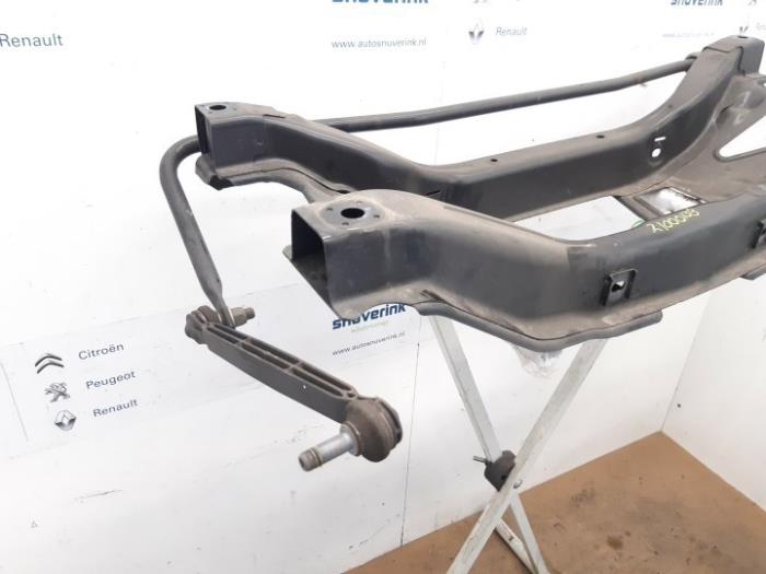 Subframe van een Fiat 500X (334) 1.4 Multi Air 16V 2015