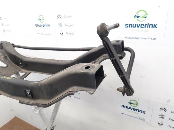 Subframe van een Fiat 500X (334) 1.4 Multi Air 16V 2015