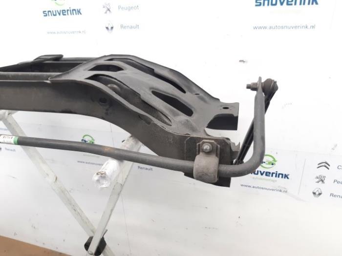 Subframe van een Fiat 500X (334) 1.4 Multi Air 16V 2015