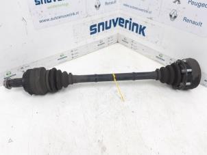 Gebruikte Steekas links-achter BMW 1 serie (E87/87N) 118d 16V Prijs € 60,00 Margeregeling aangeboden door Snuverink Autodemontage