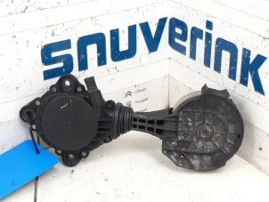 Gebruikte Spanrol Multiriem Peugeot 308 (4A/C) 1.6 16V THP 150 Prijs € 10,33 Margeregeling aangeboden door Snuverink Autodemontage