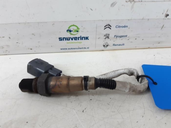 Gebruikte Lambda Sonde Peugeot 107 1.0 12V Prijs € 10,33 Margeregeling aangeboden door Snuverink Autodemontage