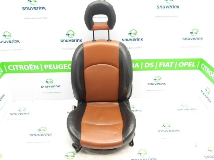 Peugeot 206 Stoelen links voorraad | Onderdelenlijn.nl