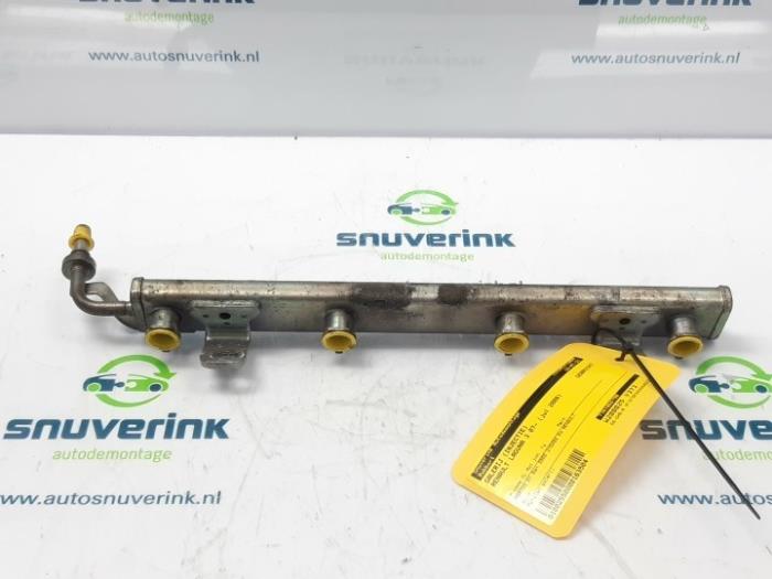 Gebruikte Verstuiver brug Renault Laguna III Estate (KT) 2.0 16V Prijs € 67,50 Margeregeling aangeboden door Snuverink Autodemontage