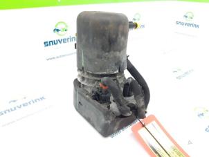 Gebruikte Stuurbekrachtiging Pomp Citroen C5 III Tourer (RW) 1.8 16V Prijs € 124,98 Margeregeling aangeboden door Snuverink Autodemontage