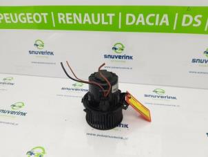 Gebruikte Aanjager Citroen C5 III Tourer (RW) 1.8 16V Prijs € 53,99 Margeregeling aangeboden door Snuverink Autodemontage