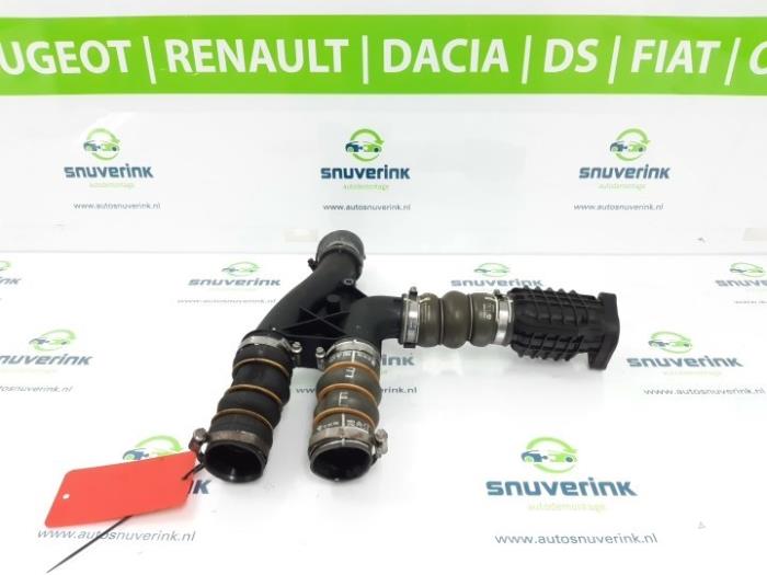 Gebruikte Intercooler Slang Citroen DS3 (SA) 1.6 e-HDi Prijs € 22,95 Margeregeling aangeboden door Snuverink Autodemontage