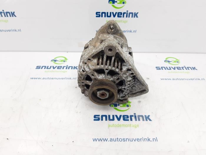 Gebruikte Dynamo Renault Clio II (BB/CB) 1.2 Prijs € 44,98 Margeregeling aangeboden door Snuverink Autodemontage