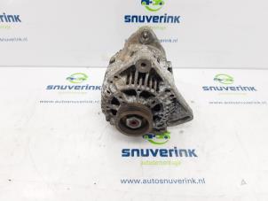 Gebruikte Alternator Renault Clio II (BB/CB) 1.2 Prijs € 44,98 Margeregeling aangeboden door Snuverink Autodemontage