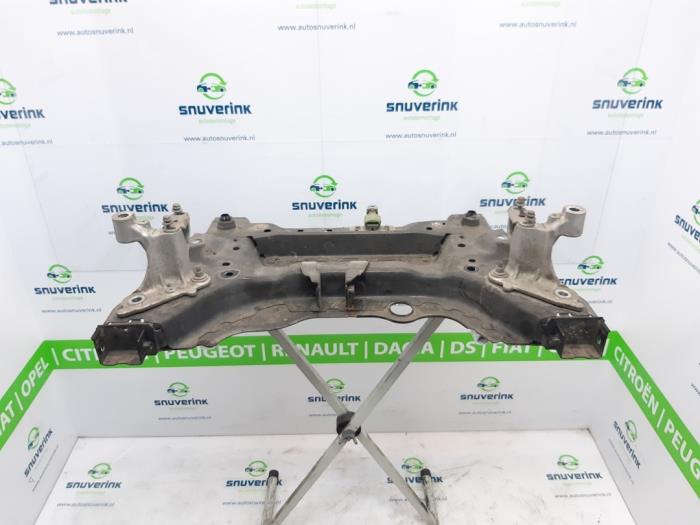 Gebruikte Subframe Renault Megane IV Estate (RFBK) 1.2 Energy TCE 130 Prijs € 102,85 Inclusief btw aangeboden door Snuverink Autodemontage