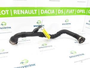 Gebruikte Intercooler Slang Renault Megane IV (RFBB) 1.5 Energy dCi 110 Prijs € 135,00 Margeregeling aangeboden door Snuverink Autodemontage