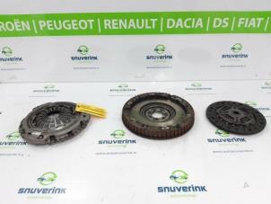 Gebruikte Drukgroep Renault Captur (2R) 1.5 Energy dCi 90 FAP Prijs € 125,00 Margeregeling aangeboden door Snuverink Autodemontage