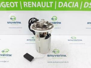 Gebruikte Brandstofpomp Elektrisch Peugeot RCZ (4J) 1.6 16V THP Prijs € 100,00 Margeregeling aangeboden door Snuverink Autodemontage