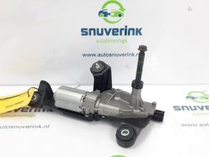 Gebruikte Ruitenwissermotor achter Renault Koleos I 2.5 16V 4x4 Prijs € 50,00 Margeregeling aangeboden door Snuverink Autodemontage