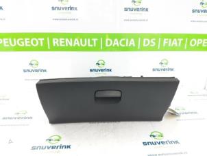 Gebruikte Dashboardkastje Peugeot RCZ (4J) 1.6 16V THP Prijs € 40,00 Margeregeling aangeboden door Snuverink Autodemontage