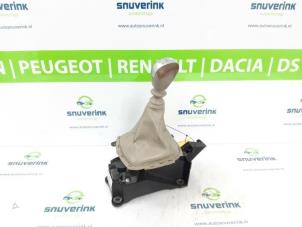 Gebruikte Pook Renault Koleos I 2.5 16V 4x4 Prijs € 60,00 Margeregeling aangeboden door Snuverink Autodemontage
