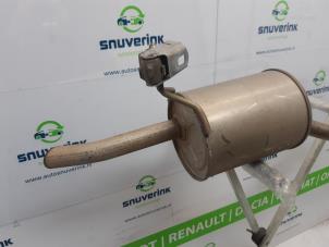 Gebruikte Uitlaat Einddemper Renault Captur (2R) 1.5 Energy dCi 90 FAP Prijs € 69,99 Margeregeling aangeboden door Snuverink Autodemontage