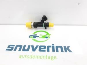 Gebruikte Injector (benzine injectie) Renault Koleos I 2.5 16V 4x4 Prijs € 25,00 Margeregeling aangeboden door Snuverink Autodemontage