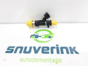 Gebruikte Injector (benzine injectie) Renault Koleos I 2.5 16V 4x4 Prijs € 25,00 Margeregeling aangeboden door Snuverink Autodemontage