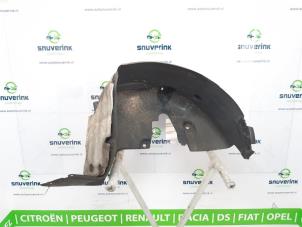 Gebruikte Modderkuip Peugeot 2008 (CU) 1.2 12V e-THP PureTech 130 Prijs € 35,00 Margeregeling aangeboden door Snuverink Autodemontage