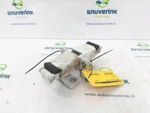 Gebruikte Scharnier deur links-achter Renault Kangoo Express (FW) 1.5 dCi 85 Prijs € 12,50 Inclusief btw aangeboden door Snuverink Autodemontage