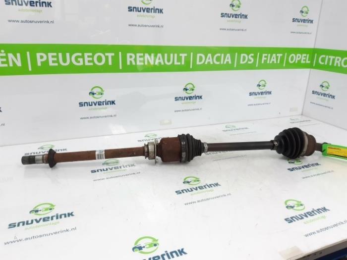 Gebruikte Steekas rechts-voor Opel Combo 1.3 CDTI 16V Prijs € 98,00 Inclusief btw aangeboden door Snuverink Autodemontage