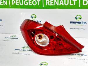 Gebruikte Achterlicht links Opel Corsa D 1.4 16V Twinport Prijs € 24,99 Margeregeling aangeboden door Snuverink Autodemontage