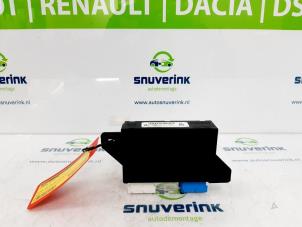 Gebruikte Computer Diversen Citroen C4 Picasso (3D/3E) 1.6 e-HDi 115 Prijs € 97,71 Inclusief btw aangeboden door Snuverink Autodemontage