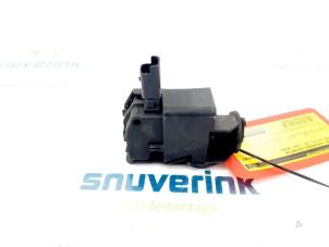 Gebruikte Tankklep Vergrendelingsmotor Citroen C4 Picasso (3D/3E) 1.6 e-HDi 115 Prijs € 30,25 Inclusief btw aangeboden door Snuverink Autodemontage