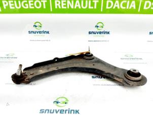 Gebruikte Draagarm links-voor Renault Megane III Grandtour (KZ) 1.5 dCi 110 Prijs € 30,00 Margeregeling aangeboden door Snuverink Autodemontage