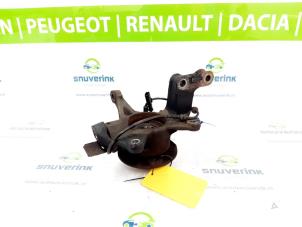 Gebruikte Asschenkel links-voor Renault Megane III Grandtour (KZ) 1.5 dCi 110 Prijs € 35,00 Margeregeling aangeboden door Snuverink Autodemontage