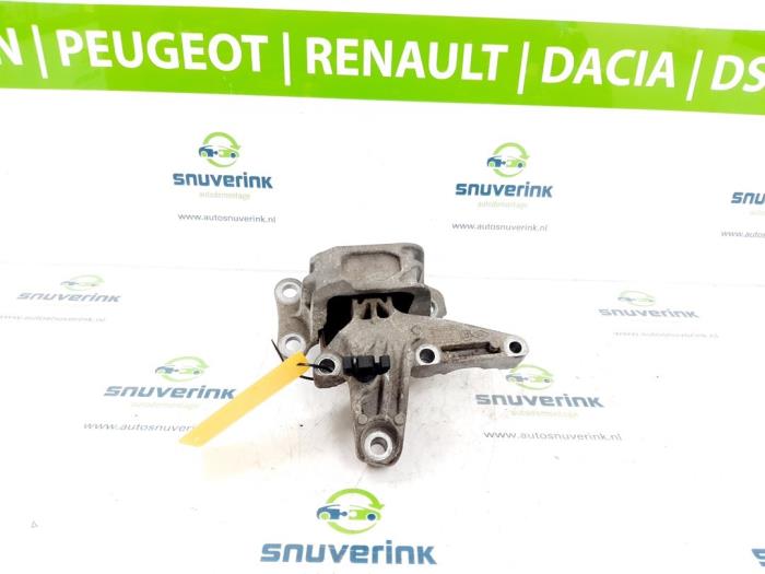 Gebruikte Motorsteun Renault Megane III Grandtour (KZ) 1.5 dCi 110 Prijs € 29,99 Margeregeling aangeboden door Snuverink Autodemontage