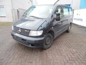 Gebruikte Koplamp links Mercedes Vito (638.0) 2.2 CDI 112 16V Prijs € 42,33 Inclusief btw aangeboden door Snuverink Autodemontage