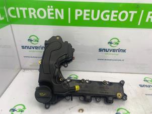Gebruikte Kleppendeksel Peugeot 308 (L3/L8/LB/LH/LP) 1.2 12V e-THP PureTech 110 Prijs € 35,00 Margeregeling aangeboden door Snuverink Autodemontage