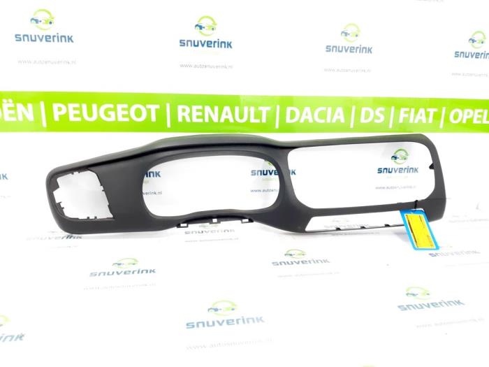 Dashboard deel van een Peugeot Expert (VA/VB/VE/VF/VY) 1.6 Blue HDi 95 16V 2017