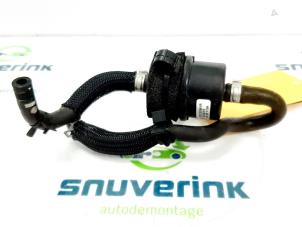 Gebruikte Slang (diversen) Renault Clio IV (5R) 0.9 Energy TCE 90 12V Prijs € 20,00 Margeregeling aangeboden door Snuverink Autodemontage