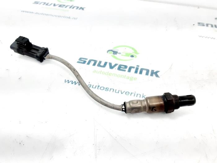 Gebruikte Lambda Sonde Peugeot 3008 II (M4/MC/MJ/MR) 1.2 12V e-THP PureTech 130 Prijs € 33,98 Margeregeling aangeboden door Snuverink Autodemontage