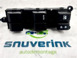 Gebruikte Schakelblok ruiten Suzuki Swift (ZA/ZC/ZD) 1.2 16V Prijs € 39,99 Margeregeling aangeboden door Snuverink Autodemontage