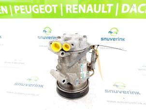 Gebruikte Aircopomp Renault Twingo II (CN) 1.2 16V LEV Prijs € 29,98 Margeregeling aangeboden door Snuverink Autodemontage