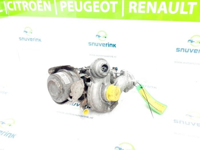 Gebruikte G-lader Opel Vivaro 1.6 CDTI BiTurbo 140 Prijs € 393,25 Inclusief btw aangeboden door Snuverink Autodemontage